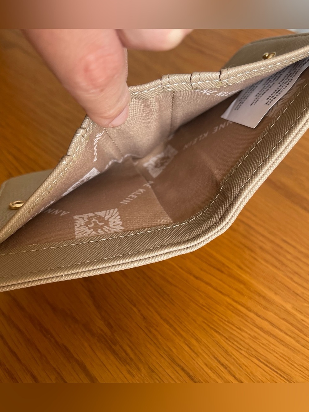 Anne Klein Small Wallet Light Taupe - Picture 10 of 16